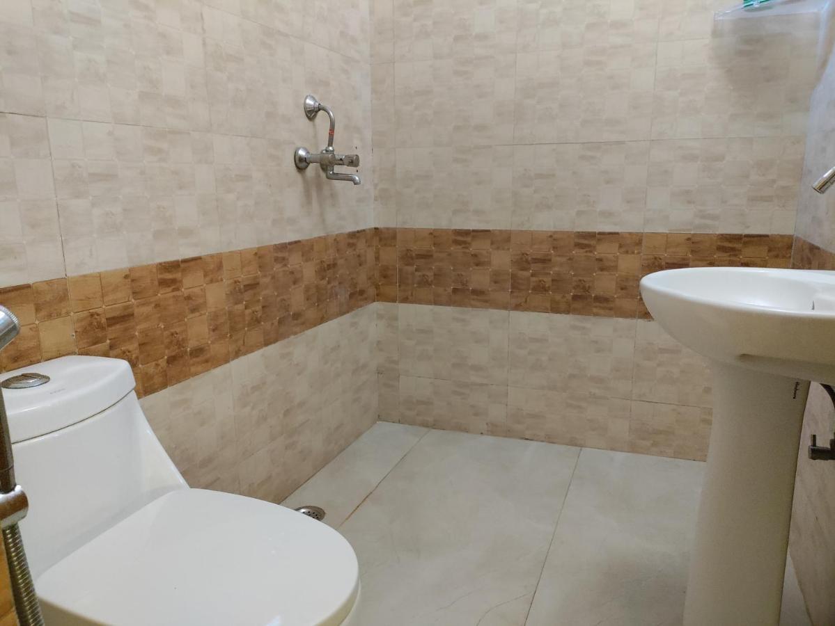 Tulip Palm Ξενοδοχείο Τζαϊπούρ Εξωτερικό φωτογραφία